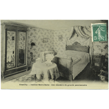 Chantilly - Institut Notre-Dame - Une chambre de grande pensionnaire.