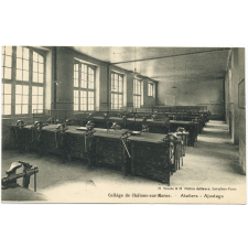 Collège de Châlons-sur-Marne - Ateliers - Ajustage.