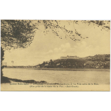 Institut Notre-Dame - Avranches - L'Institut Notre-Dame et les Prés salés de la Baie (Vue prise de la route de la Mer - Sud-Ouest).