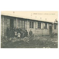 3 - Ephy (Somme) - L'Ecole et la Mairie.