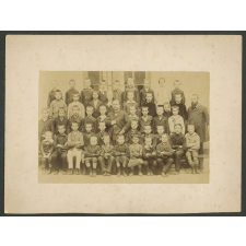 Photo de classe : Ecole communale rue St-Benoît (Paris 6e). 