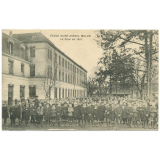 Ecole Saint-Aspais - Melun - La Cour en 1916.