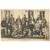Institut Marie-Thérèse - Service social, rue Croix Richard - Livry-Gargan (S.-et-O.) - Un Groupe d'Elèves.