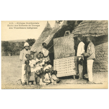 219 - Afrique Occidentale - École des Enfants de Troupe des Tirailleurs indigènes.