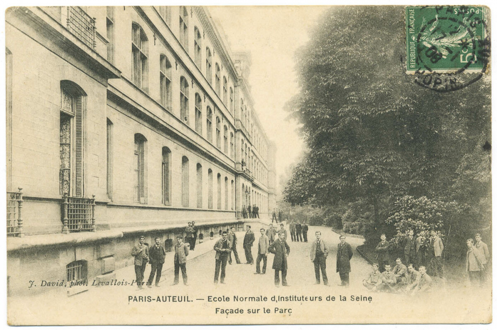 Paris-Auteuil - École Normale d'Instituteurs de la Seine - Façade sur le Parc.