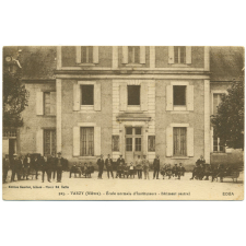 925 - Varzy (Nièvre) - Ecole normale d'Instituteurs - Bâtiment central.