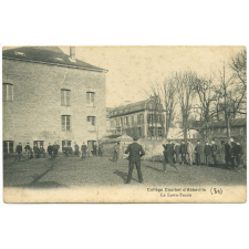 Collège Courbet d'Abbeville - Le Lawn-Tennis.