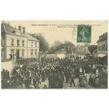 Bray-sur-Seine (S.-et-M.) - Inauguration de la Nouvelle Maison d'Ecole de Garçons - Départ pour le Banquet.