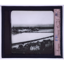 Passage des rivières militaire. Pont de bateaux à Coblenz.