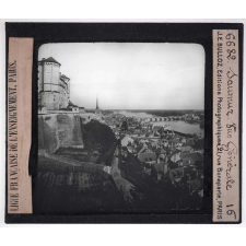 Maine - Anjou (Sarthe, Mayenne, Maine-et-Loire). Saumur. Vue générale.