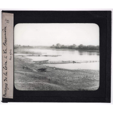 La Loire. Barrages de la Loire à La Possonnière. Les épis.
