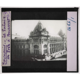Roumanie actuelle. Le Palais des Postes à Bucarest.