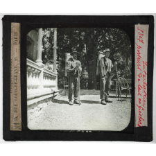 Allemagne, Suisse. Interlaken, porteurs de lait au Giesbach.