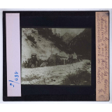 La Guerre de montagne dans les Dolomites (août 1915 - avril 1916). Transport d'une pièce sur une nouvelle route en Cadore.