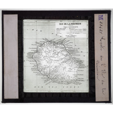 L'Ile de la Réunion : géographie physique, politique et économique. Carte de l'Ile.