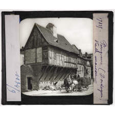 Sud-Ouest. Périgueux (Dordogne). Vieille maison.