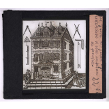 Jeux du jeune âge. Extérieur d'une maison de poupée.