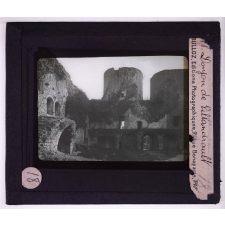 Le Donjon. Donjon de Villandrault.