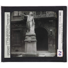 Midi de la France. Aix-en-Provence. Statue de Mirabeau.