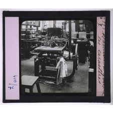 L'Imprimerie des origines à 1900. Machine à fondre les caractères.