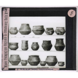 Poteries et faïences. Poteries de l'époque mérovingiennes.