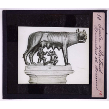 Les Dieux romains. Louve allaitant Romulus et Rémus.