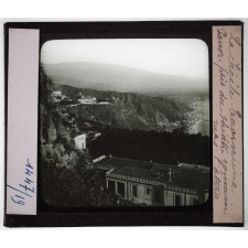 Sicile. Taormina. Panor. pris du théâtre romain vers l'Etna.