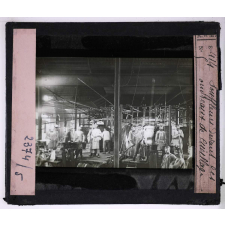 Le Verre à vitres. Souffleurs devant les ouvreaux de cueillage.