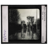 La Seine. Colombes. Une rue.