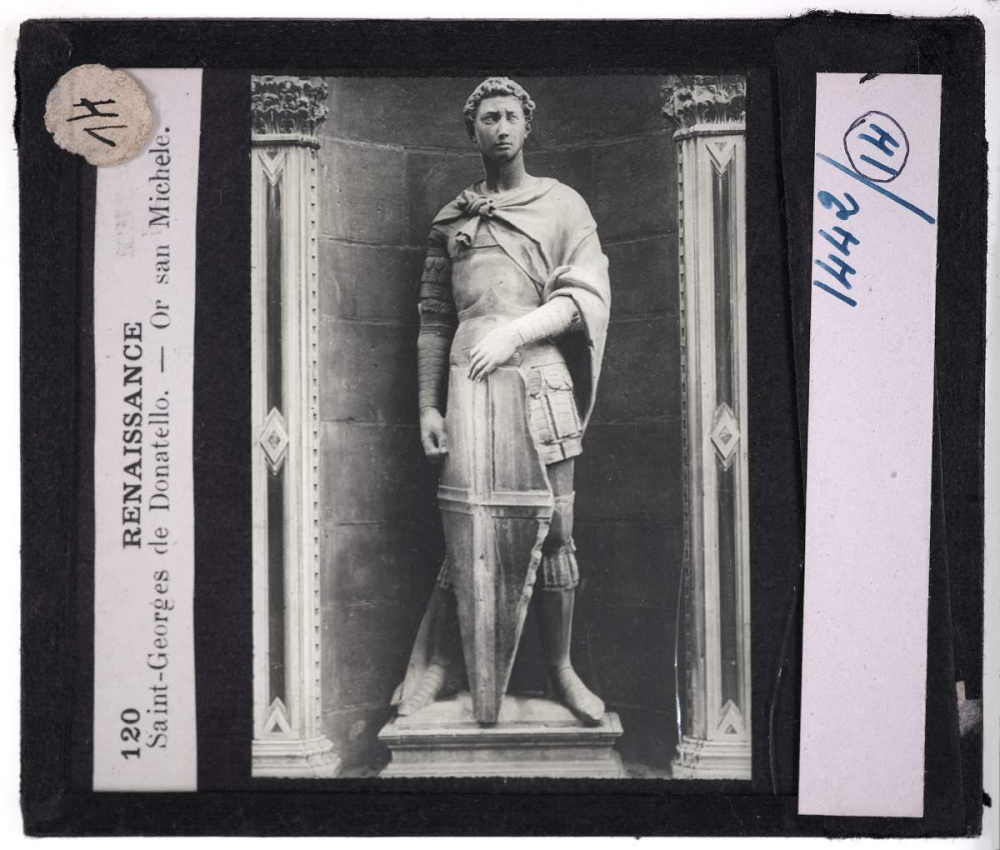 Florence. Renaissance. Saint-Georges de Donatello. Or san Michele.