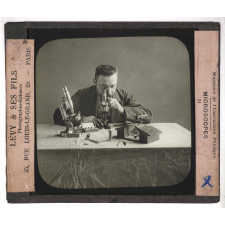 Optique et acoustique. Microscopes. Ministère de l'Instruction Publique.