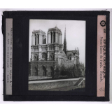 Architecture gothique I. - Edifices religieux. Notre-Dame de Paris, façade.