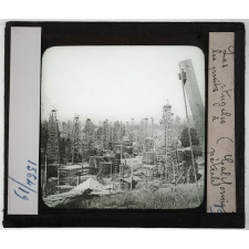 Etats-Unis. Région du Far-West. Los Angeles (Californie) les puits à pétrole.