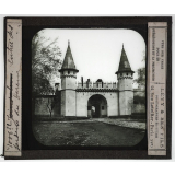 Constantinople et le Bosphore. Entrée des jardins du Harem.