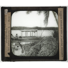 Colonies Dahomey. Ouidah. Pirogue sur la lagune.