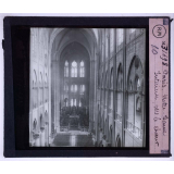 Histoire de Paris. I. Paris depuis la période gallo-romaine jusqu'à la fin du XIVè siècle. Notre-Dame. Intérieur, vers le chœur.