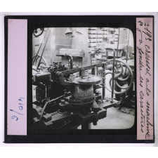 L'Imprimerie des origines à 1900. Creuset de la machine à fondre les caractères.
