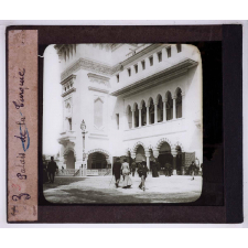 La Rue des nations et la berge de la rive gauche de la Seine à l'exposition universelle de 1900. Palais de la Turquie.