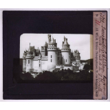 La Fortification à travers les âges. Pierrefonds. Le château. Vue générale prise du côte de la Chapelle.