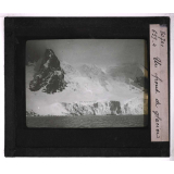 La Glaciation dans les régions polaires antarctiques (Glaciers, iceberg et banquises). Un front de glacier.