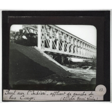 Bas Congo. Pont sur l'Inkissi. affluent de gauche du bas Congo.