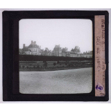 Le Palais de Fontainebleau. Vue du parc.