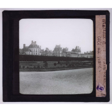 Le Palais de Fontainebleau. Vue du parc.