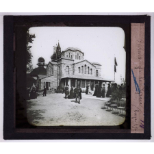 La Rue des nations et la berge de la rive gauche de la Seine à l'exposition universelle de 1900. Palais de la Grèce.