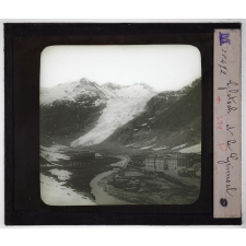 Suisse, montagnes, lacs. Gletsch et le Grimsel.