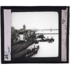 Les Bords du Rhin. Port de Cologne.