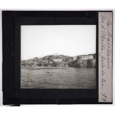 Macédoine. Vue d'Okrida, prise du lac.