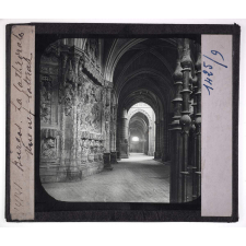Espagne, ses Castilles. Burgos. La cathédrale. Vue nef latérale.