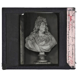 La Sculpture française du XVIIe et du XVIIIe siècle au Musée du Louvre. Boileau par Girardon.