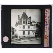 L'Architecture française à l'époque de la Renaissance. 1re série : le style de transition, sous Louis XII et François Ier. Amboise. Hôtel de Ville.